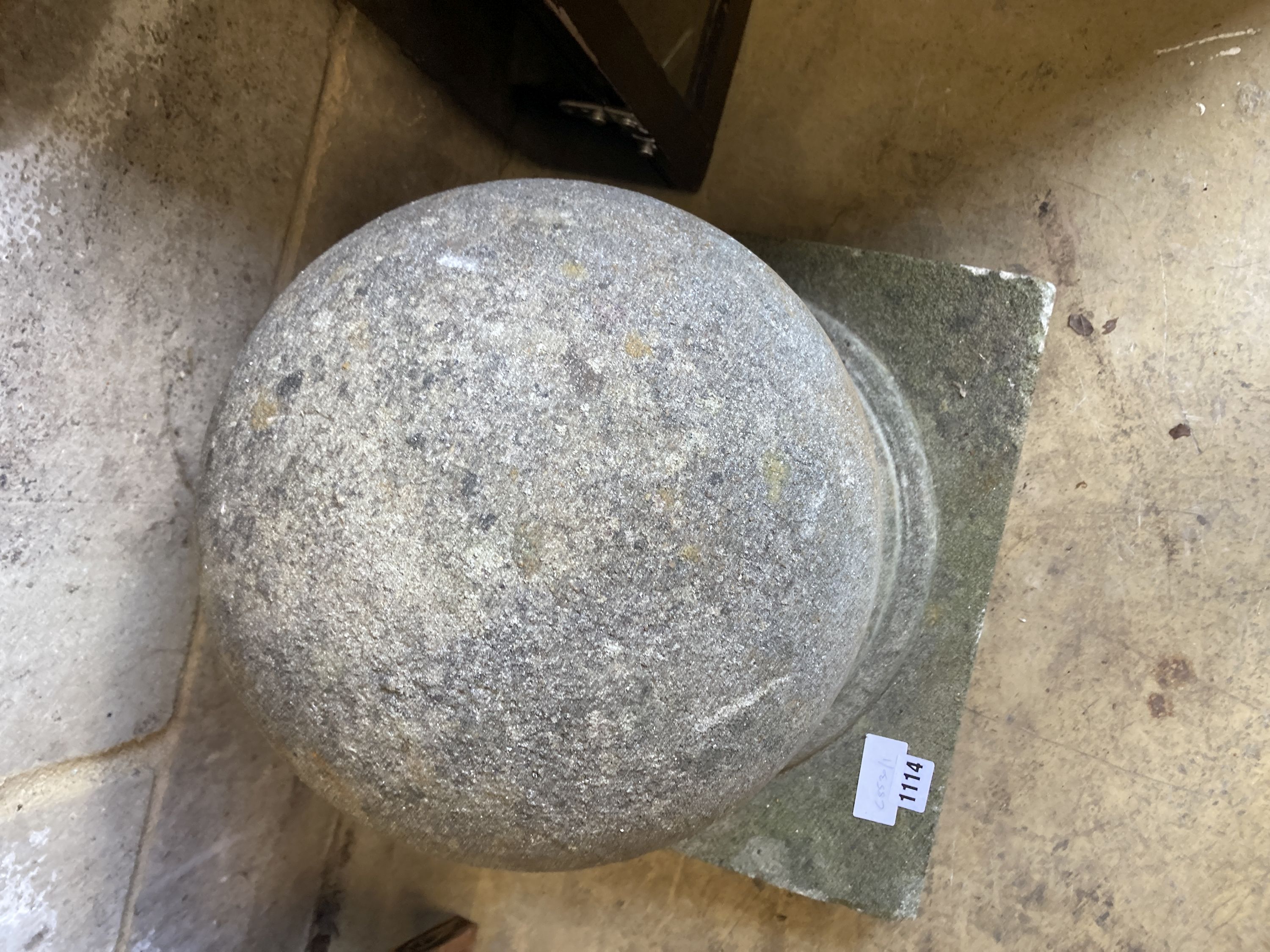 A reconstituted stone ball finial, width 40cm, depth 40cm, height 44cm